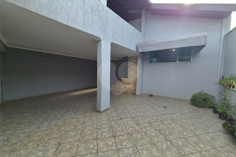 Casa à venda no bairro Maracanã, 3 quartos, 2 suítes em Piracicaba/SP.