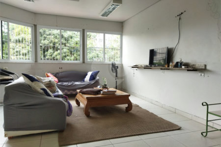 Vende Sobrado com 180m² - Vila Santa Catarina