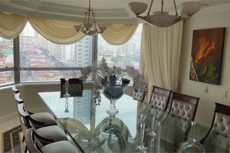 Apartamento com terraço 385m² 03 dormitórios sendo 2 suítes 5 vagas..Estuda Permuta.