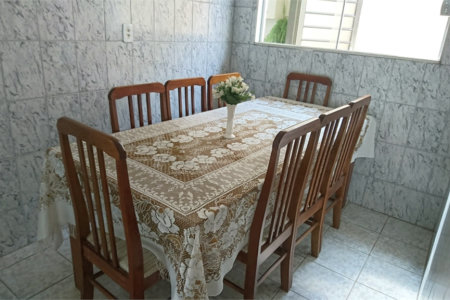 Casa térrea em Araraquara/SP, na Vila Xavier.