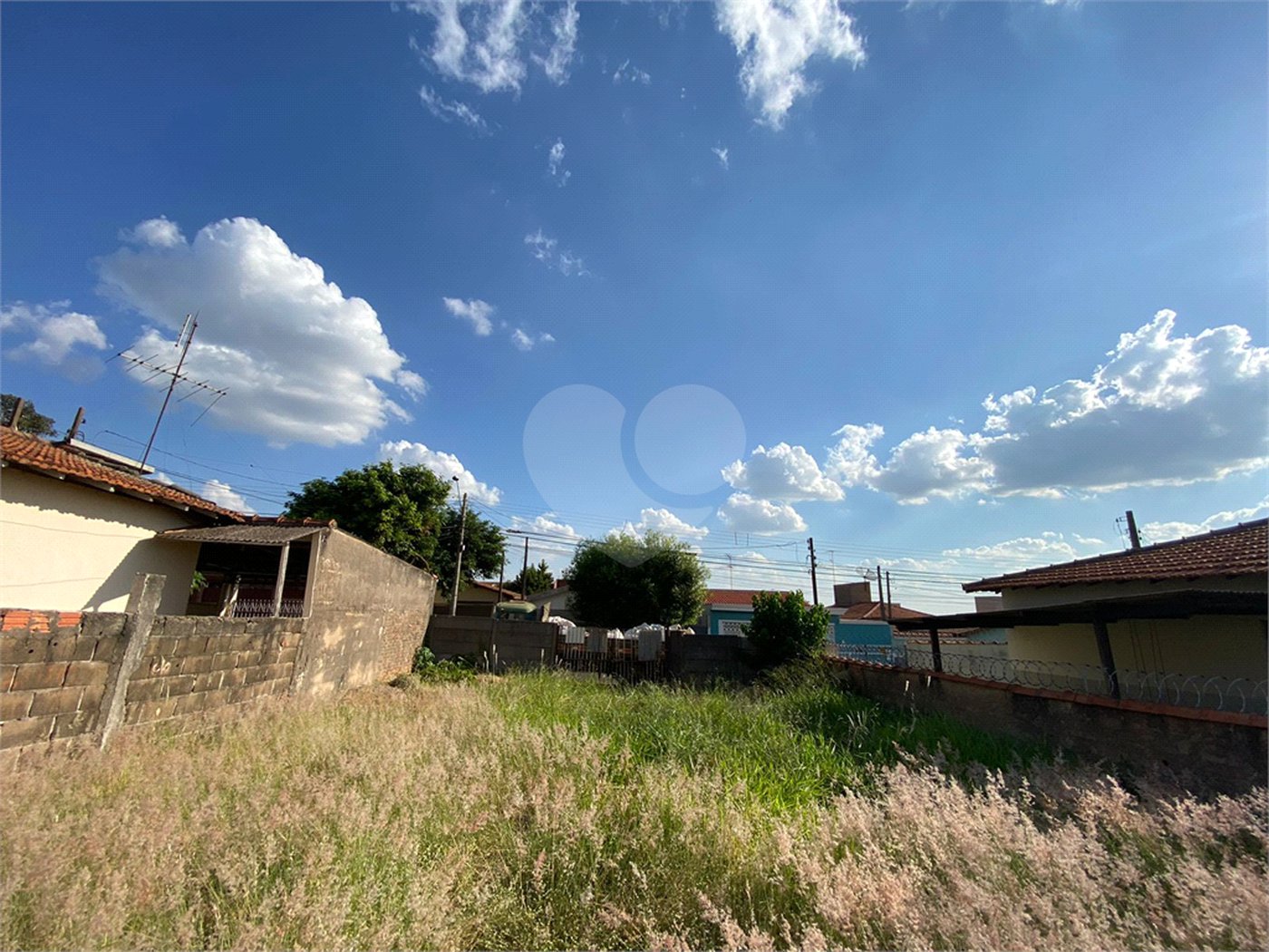 Terreno a venda no bairro Jardim Beatriz