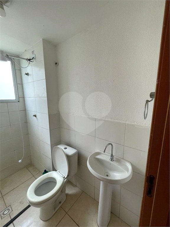 Apartamento no Condomínio Monte Everest.