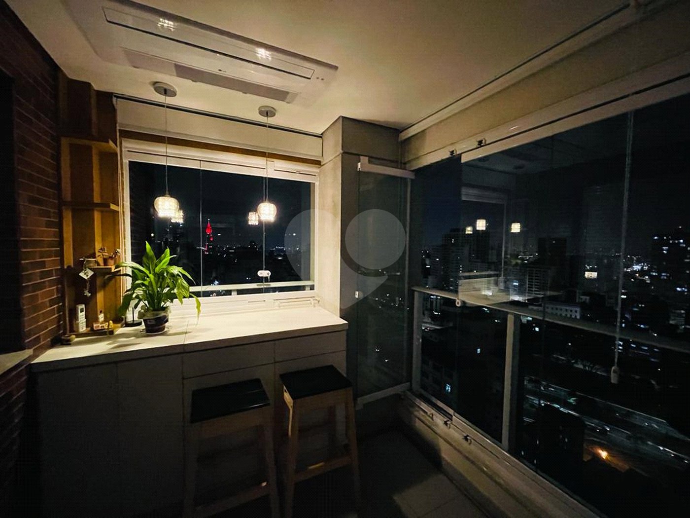 Apartamento 2 Dorm 1 Suite - Porteira Fechada - Bela Vista