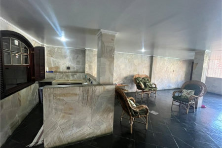 Casa com piscina disponivel para venda com 250m² - Jardim Paris / SP