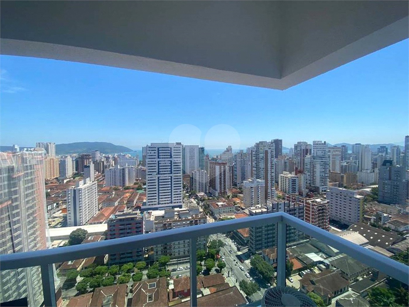 Cobertura no Edifício Emirado.