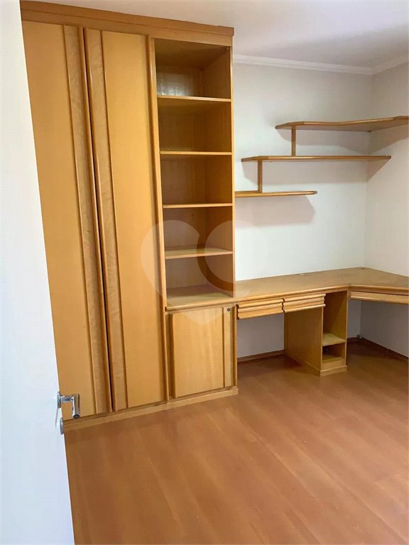 Apartamento à Venda com 215m² - Saúde