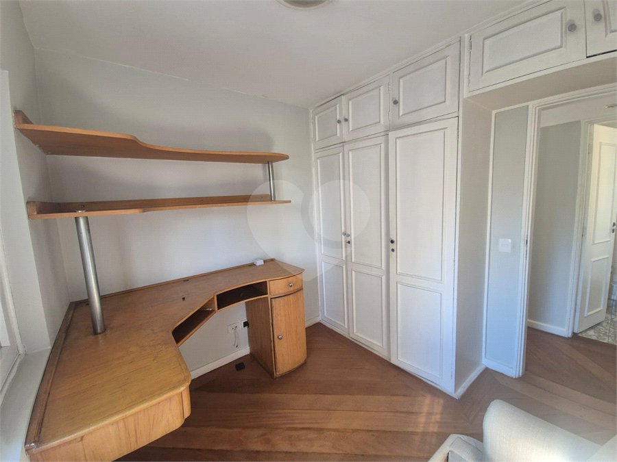 Apartamento Mobiliado, e Aconchegante, Bem Localizado
