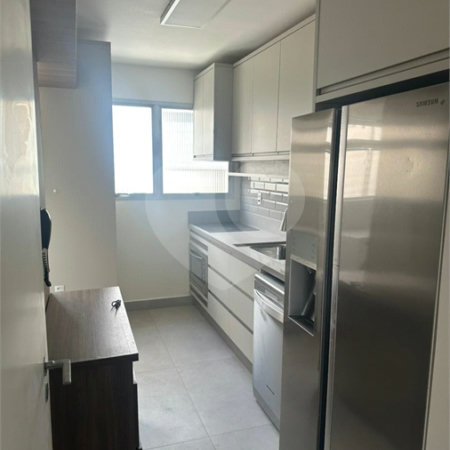 Apartamento à venda no Campo Belo- Para reforma