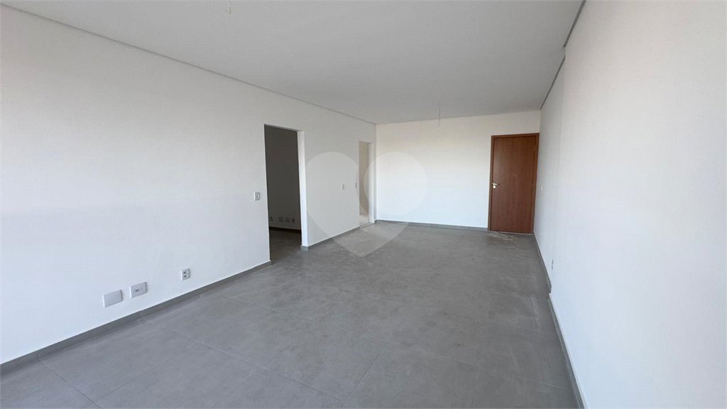 Aurora Gardens - Apartamento com 3 dormitórios e espaço de sobra.