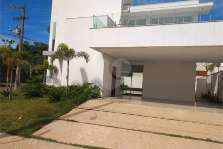 Casa em Construção no Condomínio de alto padrão Dahma III