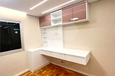 Apartamento à venda com 3 quartos, sendo 1 suíte, em Alto da Boa Vista, São Paulo, SP