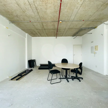 Oportunidade Escritório comercial à venda no Domo Business com 39 m² no Contrapiso!