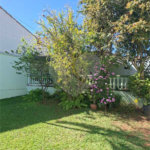 Indaiatuba- Jardim Feres - Terreno murado com 280 ms , sendo 10,00 de frente - terreno com piscina , paisagismo, churrasqueira, varanda, garagem,- R$ 600.000,00, podendo agregar a casa ao lado de sua propriedade, no valor de R$ 1.100.000,00 - aceita permuta com apartamento de 2 dorms, região central