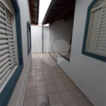 CASA A VENDA NO BAIRRO TRINTA E UM DE MARÇO COM 3 DORMITORIOS, 2 BANHEIROS, 2 VAGAS, SJC