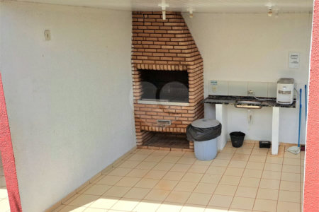 Casa com energia fotovoltaica no Terra Nova em São Carlos.