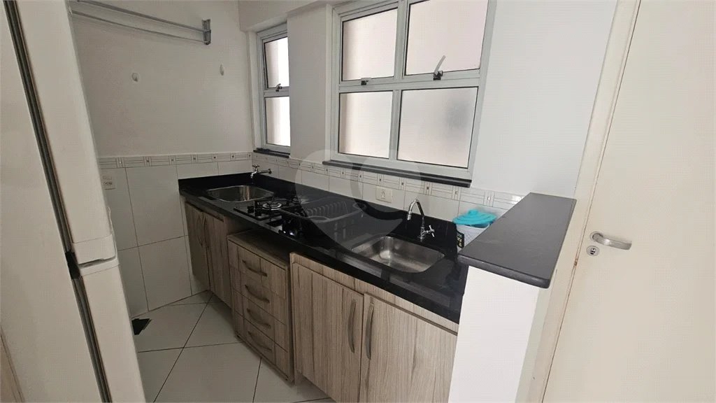 Apartamento mobiliado disponível para locação - em excelente localização na Av. Independência em Piracicaba.