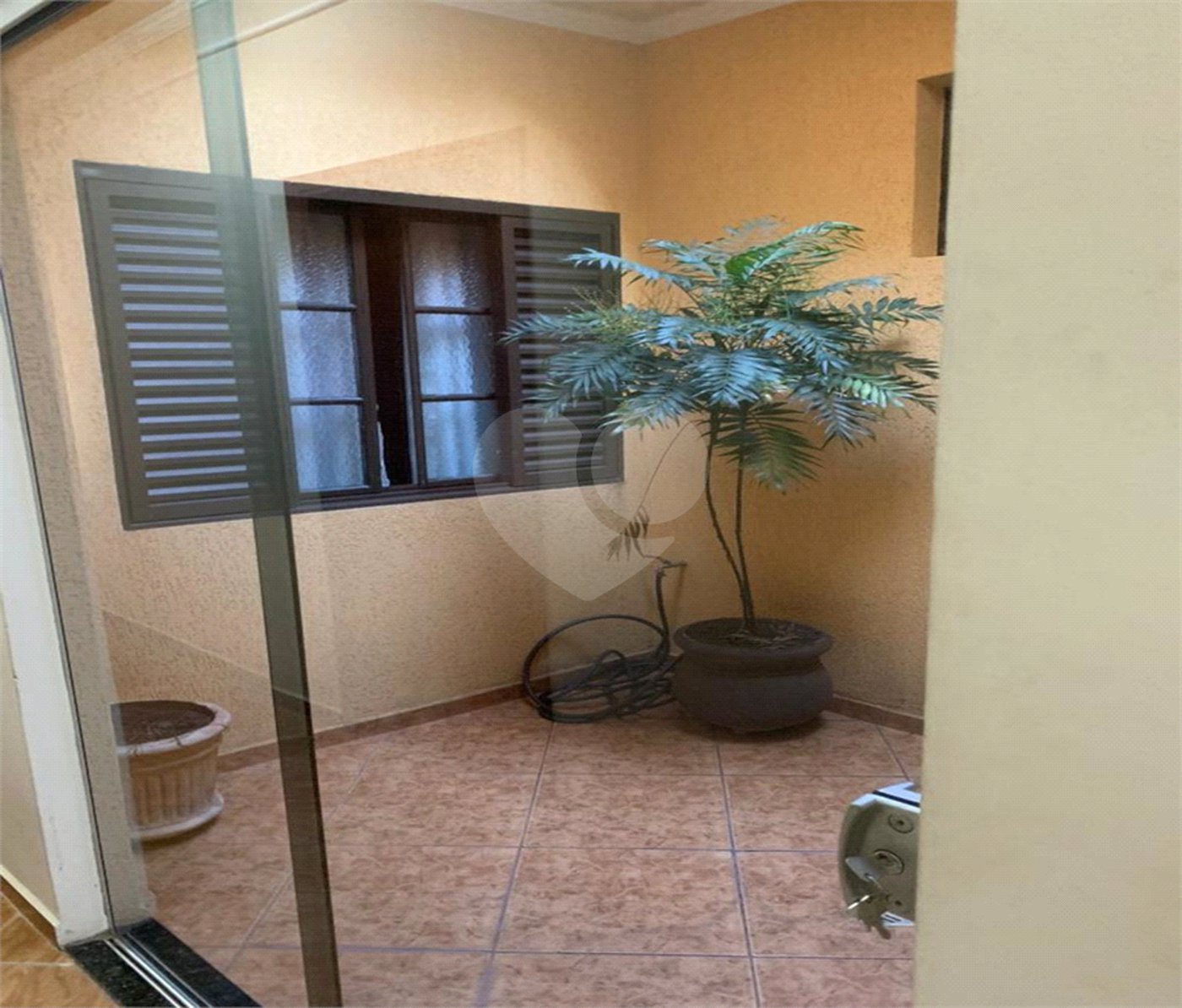 Casa à venda com 4 quartos, sendo 1 suíte, em Jardim Cruzeiro do Sul, São Carlos, SP