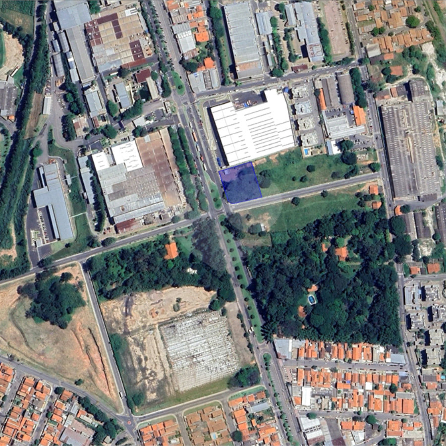 Área de 3.000m² para incorporação ou uso comercial em Vinhedo