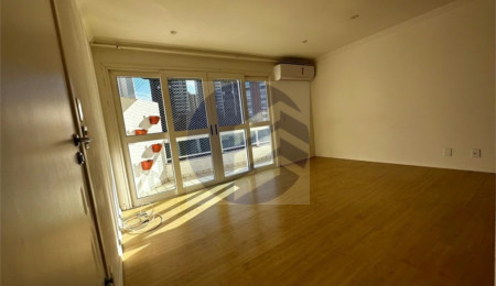 Apartamento à venda com 3 quartos, sendo 1 suíte, em Jardim Sul, São Paulo, SP