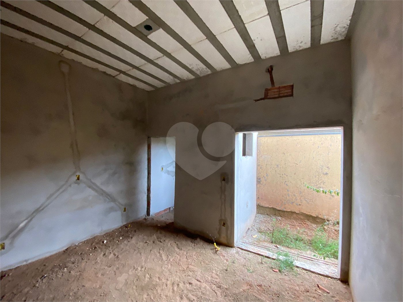 Casa térrea na Vila São José.
