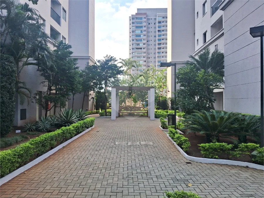 APARTAMENTO A VENDA SEMI MOBILADO A VENDA NA VILA LEOPOLDINA