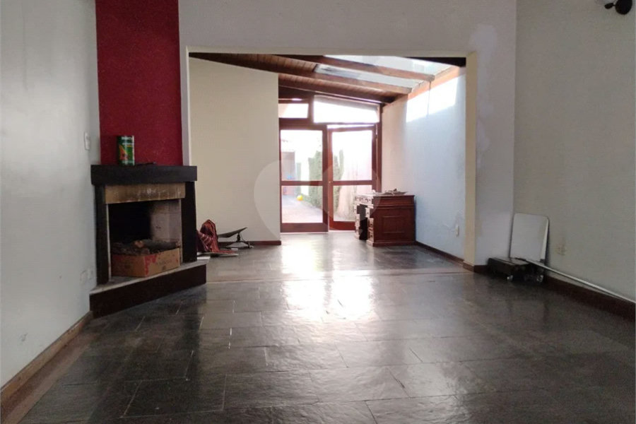 Vende-se ou Aluga-se Casa com 400 m2 na Vila Mascote