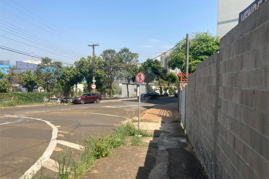 Terreno Comercial e Residencial à venda em Piracicaba/SP.