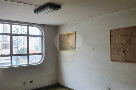 Excelente ponto comercial à venda na Vila Mariana