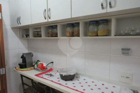 APARTAMENTO COM 3 DORMITÓRIOS , SENDO 1 SUITE