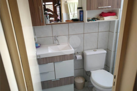 Apartamento no Condomínio Residencial Jardim das Torres.