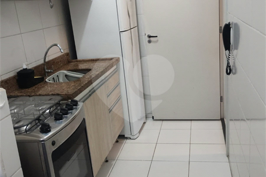 JARAGUÁ – FIT JARAGUÁ. Apartamento lindinho, em condomínio praticamente novo, super organizado e agradável, em local tranquilo com vista livre.