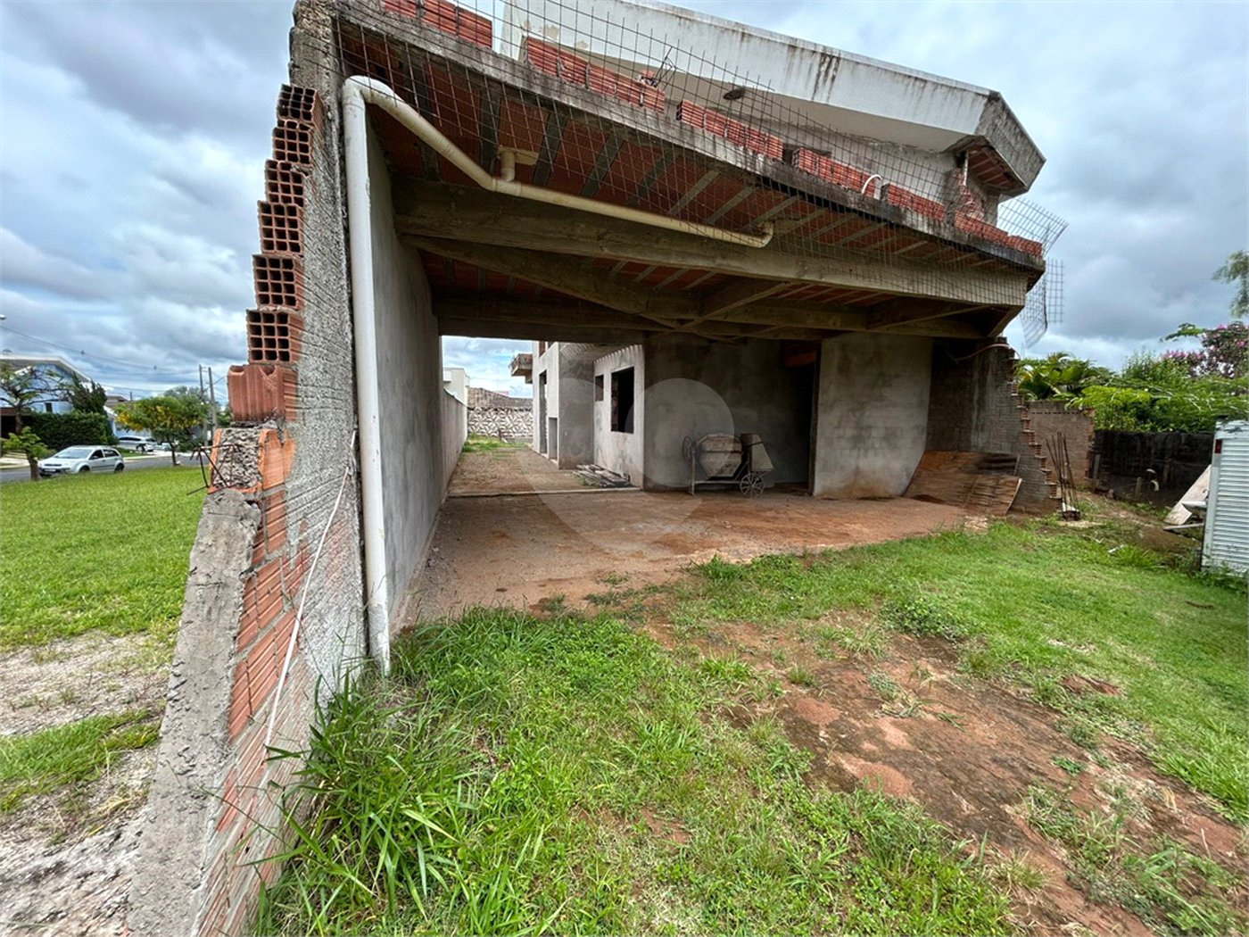 Casa à Venda de 3 dormitórios no condomínio damha II em São Carlos,