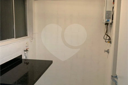 Lindo apartamento reformado!!! Apto a venda 3 dormitórios 1 suite e 2 vagas - Vila Nova Conceição