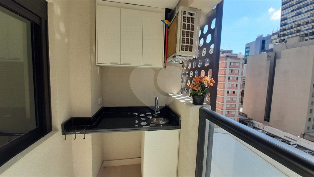 Apartamento para locação 45m2 na Bela Vista 2 dormitórios 1 vaga Próximo à Av. Paulista
