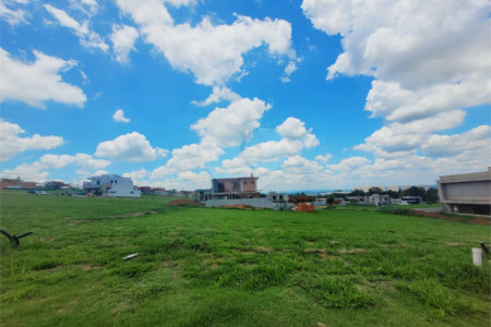 Oportunidade no Condomínio Villa Sapezal com ótima topografia - 360m² – Indaiatuba/SP