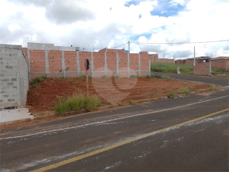 Terreno à venda no Arcoville, de esquina com vista, 260 m²