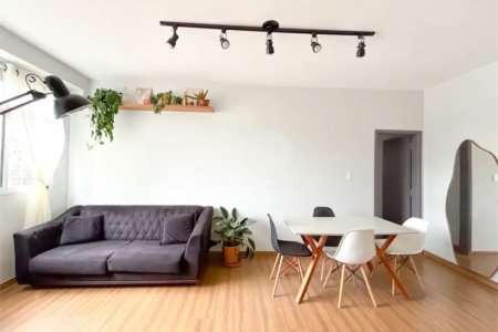 Apartamento de 80m² a venda e locação em Moema - 02 dorm, 02 Banheiros 01 Vaga