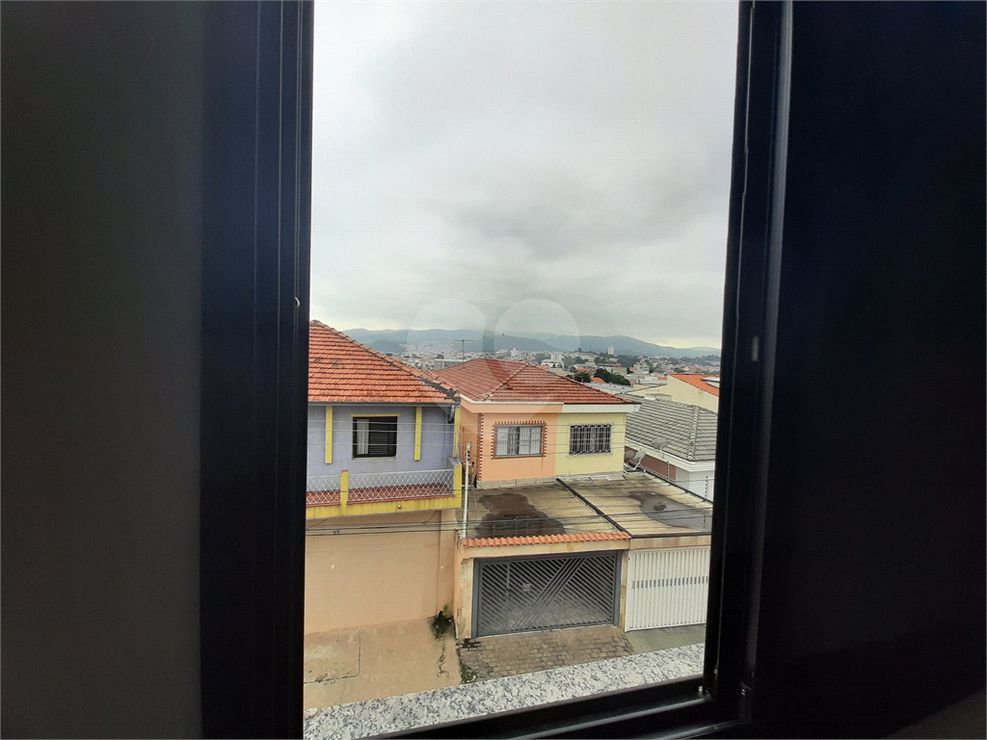 Apartamento com 44m2, 2 quartos, banheiro, sala, cozinha, varanda gourmet e garagem