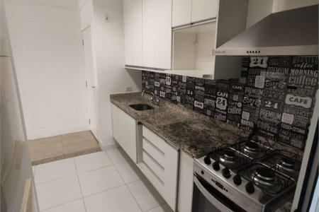 Apartamento à venda ou para alugar com 3 quartos, sendo 1 suíte, em Parque Reboucas, São Paulo, SP