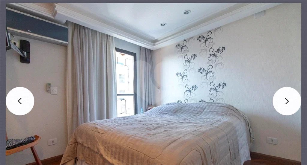 Apartamento de 200m² com 3 dormitórios, 2 suítes e 3 vagas em condomínio 1 por andar.