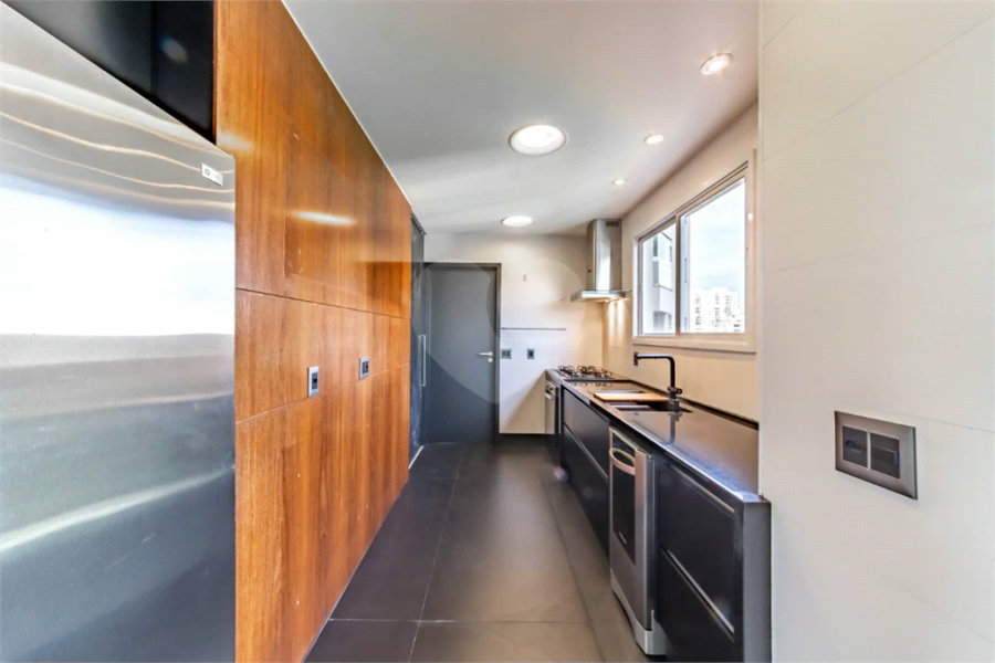 Vila Clementino - 161 m² | 2 dormitórios, com possibilidade de 3 | suíte master | 3 vagas | depósito