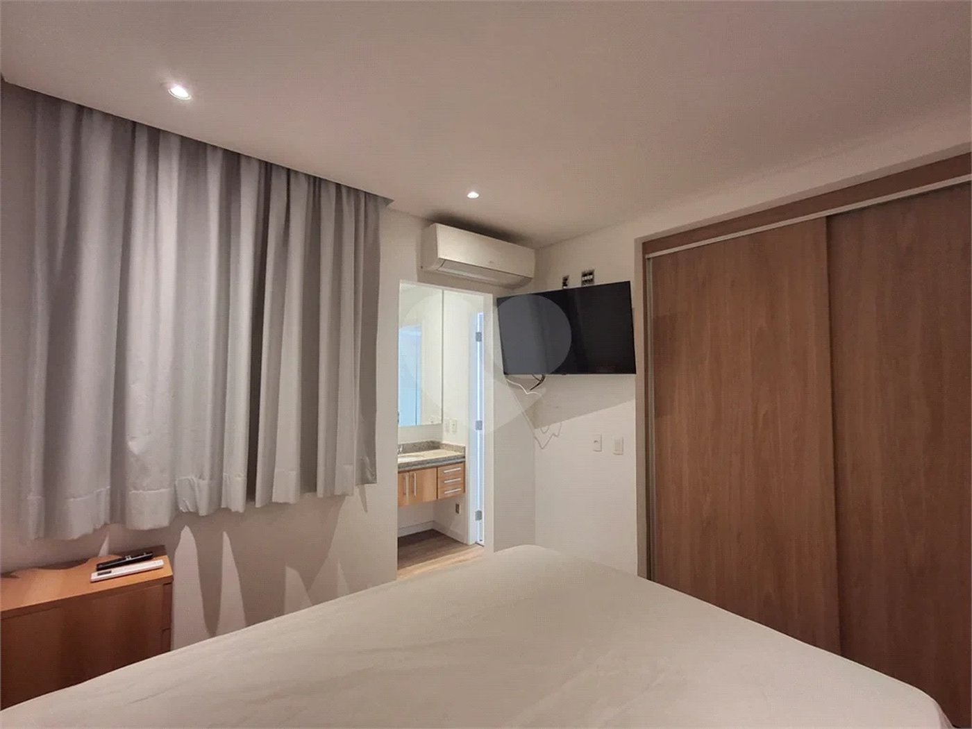 Moema - Apartamento Duplex - Duas Vagas - Lazer Com Quadra de Squash