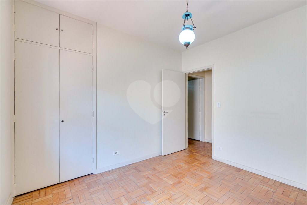 Sobrado à venda com 4 quartos, sendo 1 suíte, em Vila Mascote, São Paulo, SP