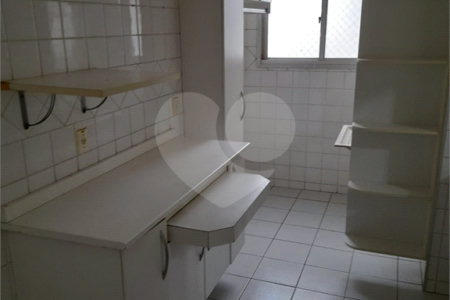 Apartamento para locação ou venda no Edifício Villagio di Napoli.