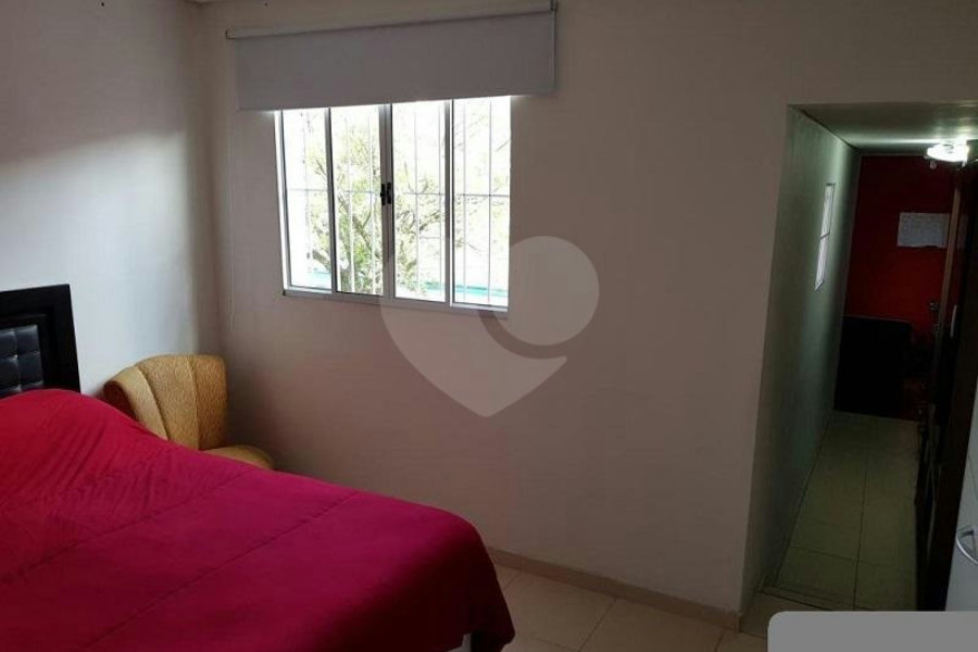 Sobrado à venda no bairro Jardim Leonor de Barros – Zona Norte