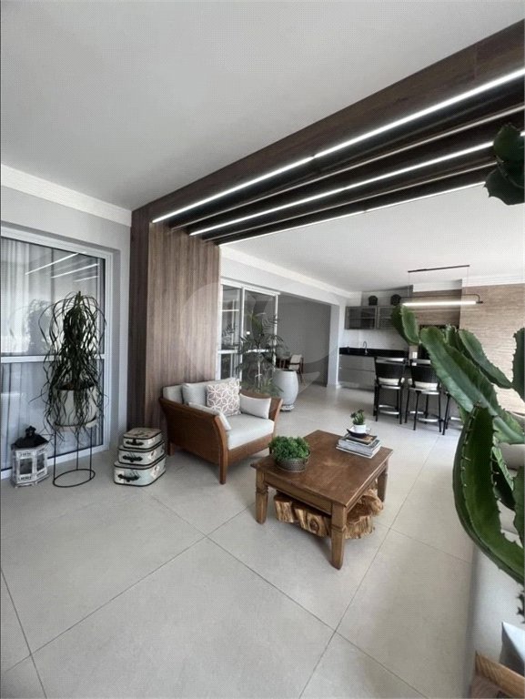 APARTAMENTO NA MOOCA LUXO - PORTEIRA FECHADA - 3 QUARTOS - 4 VAGAS ACEITA PERMUTA