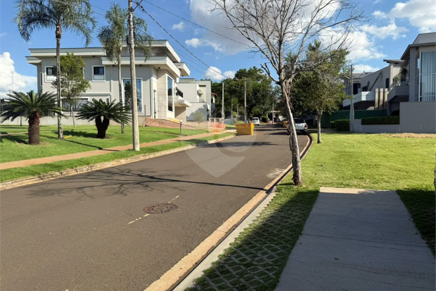 Terreno a venda no condomínio Villa DAquila, Santa Rosa, Piracicaba.