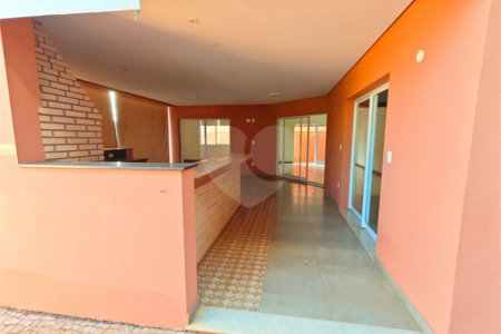 Exclusividade e Sofisticação no Swiss Park: O Sobrado Perfeito em São Carlos, com, 3 suites,2 salas, área Gourmet, persianas blackout automatizadas.