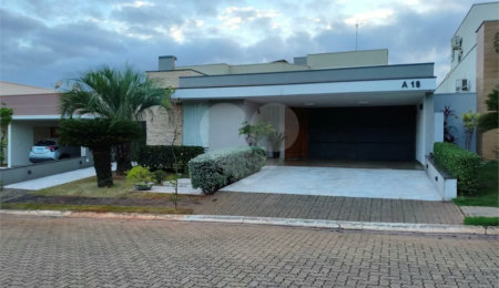 Casa à venda com 3 suítes no condomínio Quinta do Salto Residence, Araraquara - SP