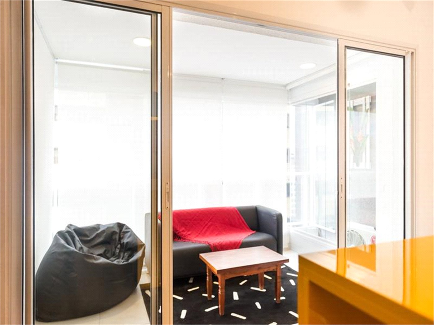 Excelente apartamento de 35m², mobiliado e com vaga, na Consolação